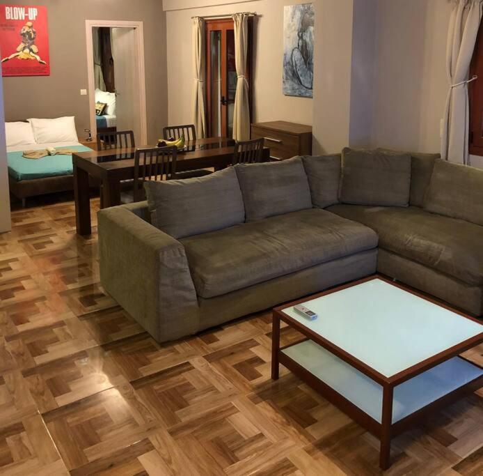 Cretan Breeze Seaview Apartment Héraklion Extérieur photo